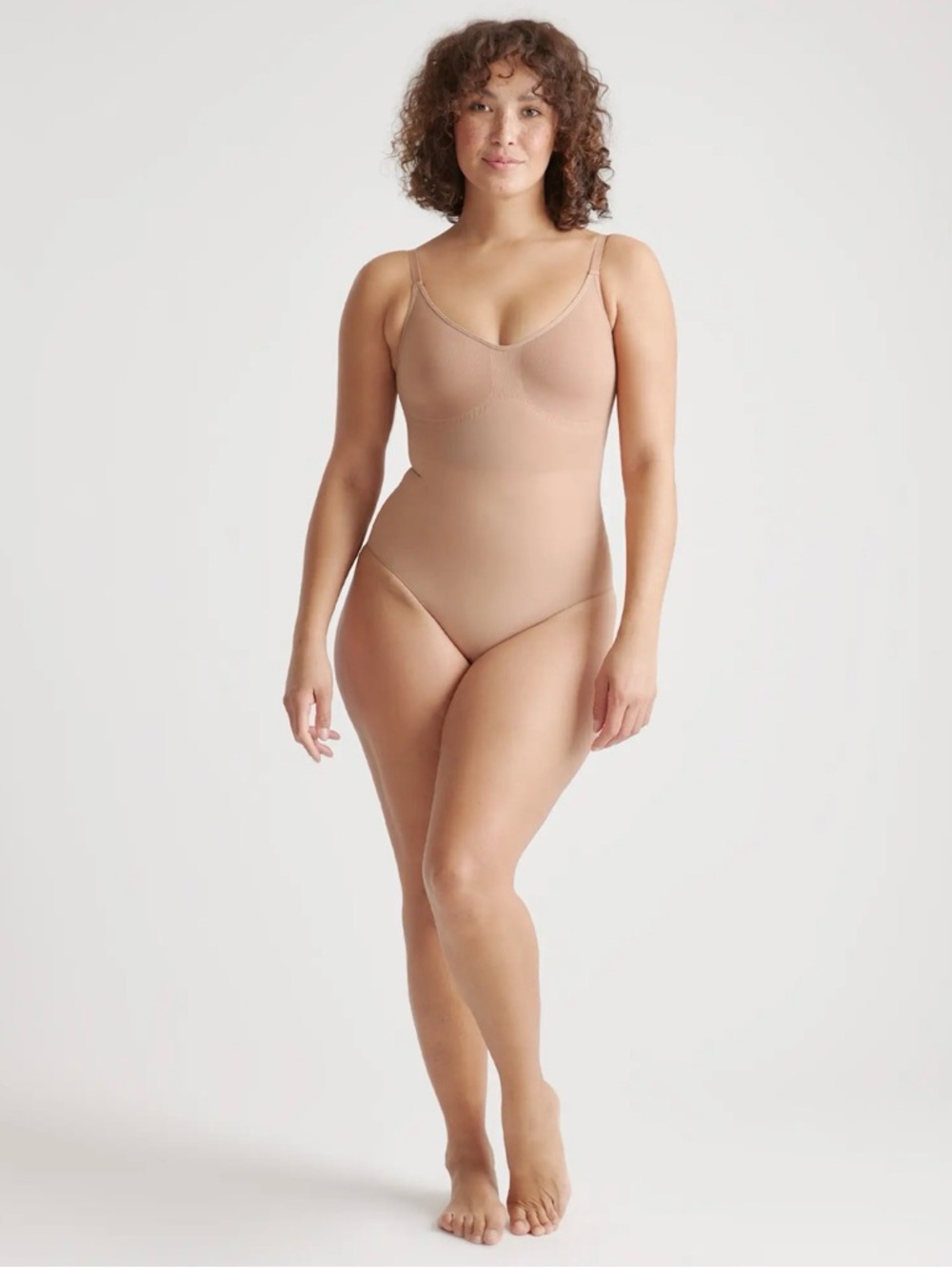 Quince Seamless Shaping Bodysuit Size Large Nude Tan y777
